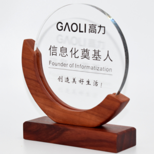 trophée bois personnalisé